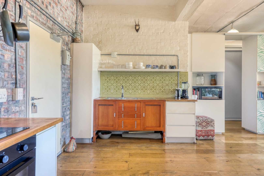 To Let 1 Bedroom Property for Rent in Woodstock Western Cape